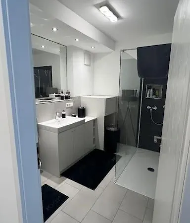 Luxus Koeln/phantasialand/bonn/ Messe Appartement *