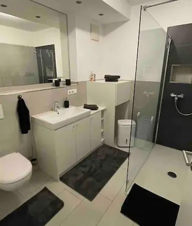 Luxus Koeln/phantasialand/bonn/ Messe Appartement